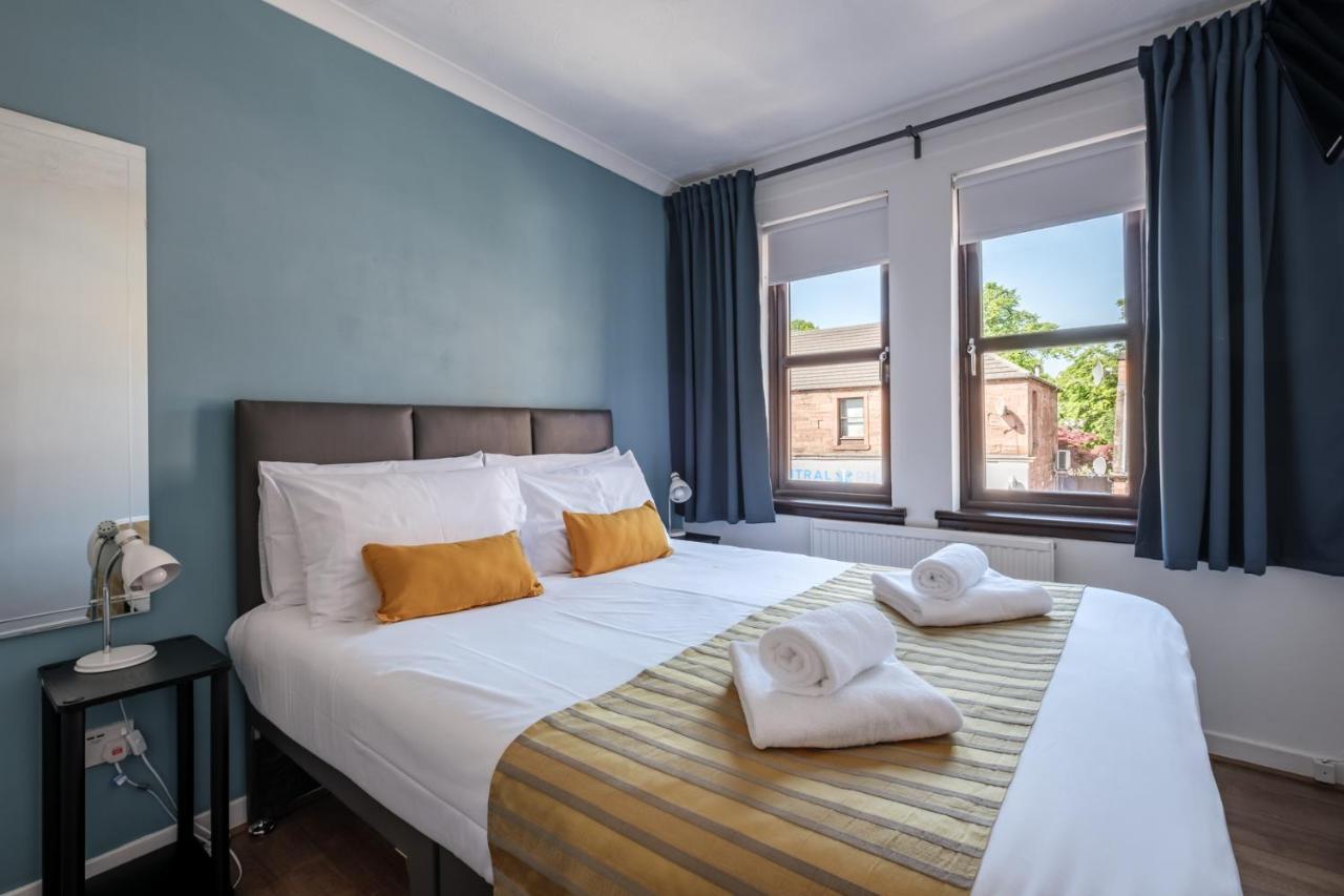 The Douglas - Spacious 2 Bed Apartment In Uddingston Ngoại thất bức ảnh