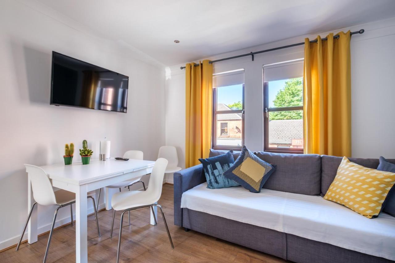 The Douglas - Spacious 2 Bed Apartment In Uddingston Ngoại thất bức ảnh