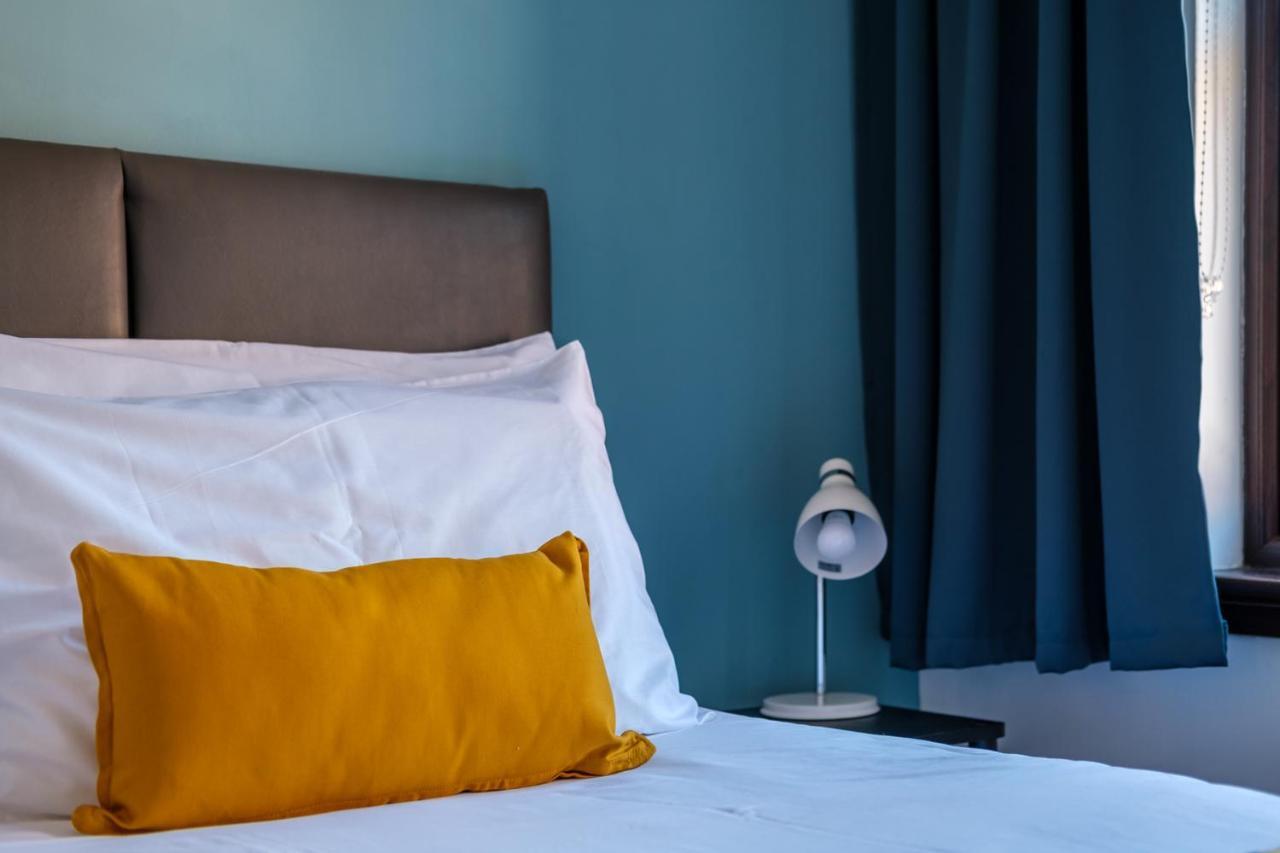 The Douglas - Spacious 2 Bed Apartment In Uddingston Ngoại thất bức ảnh