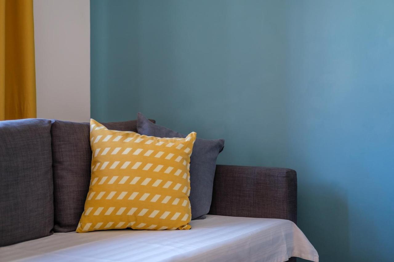 The Douglas - Spacious 2 Bed Apartment In Uddingston Ngoại thất bức ảnh